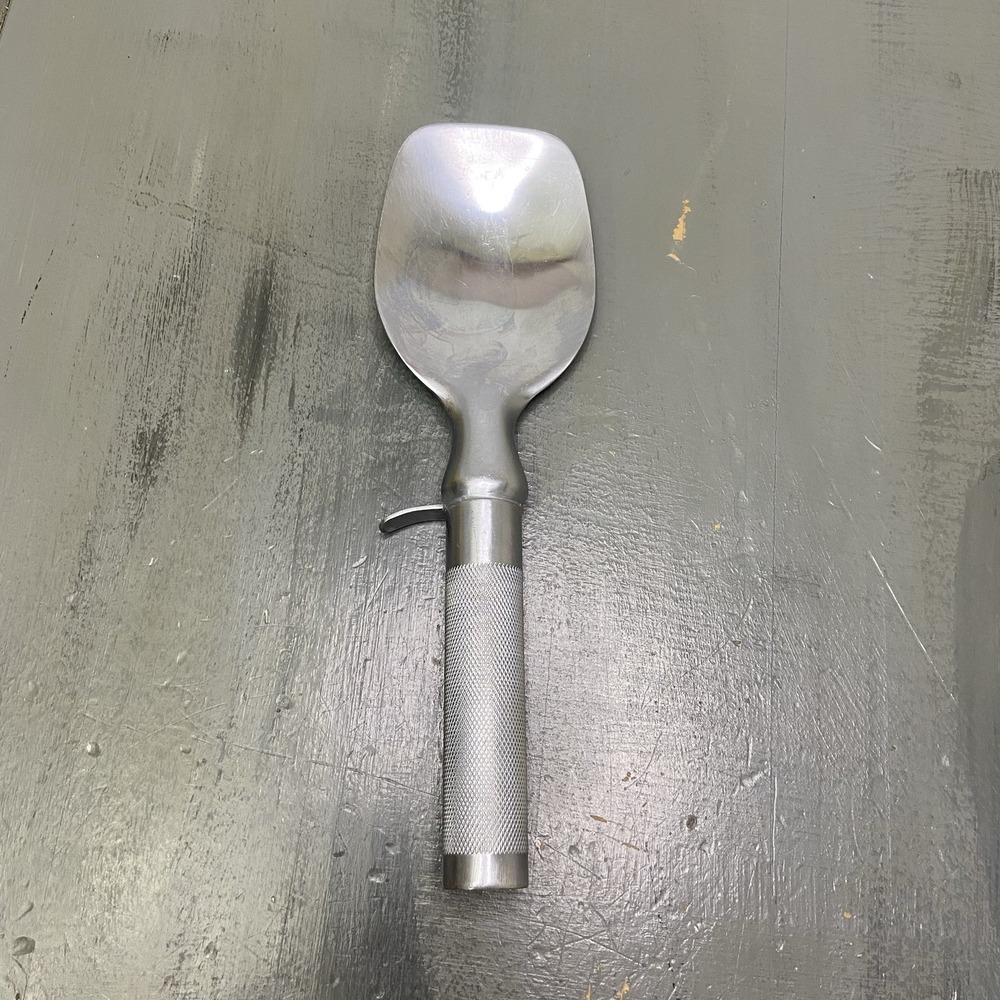 Myers DeLux Dishing Spoon Ice Cream Scoop Disher Vintage Rare